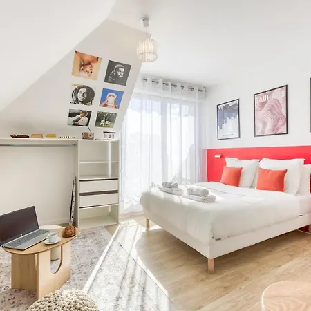 شقة Bauhaus - Proche Paris - Terrasse - Netflix